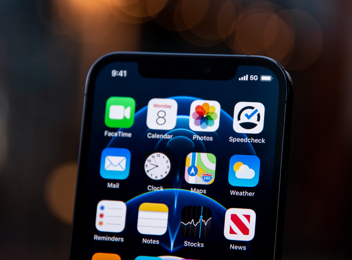黑河苹果手机维修分享为什么 iPhone 12 在冬季会自动关机 